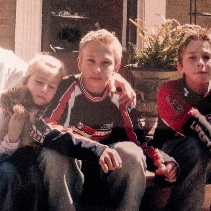 Sam Kolders brother and sister